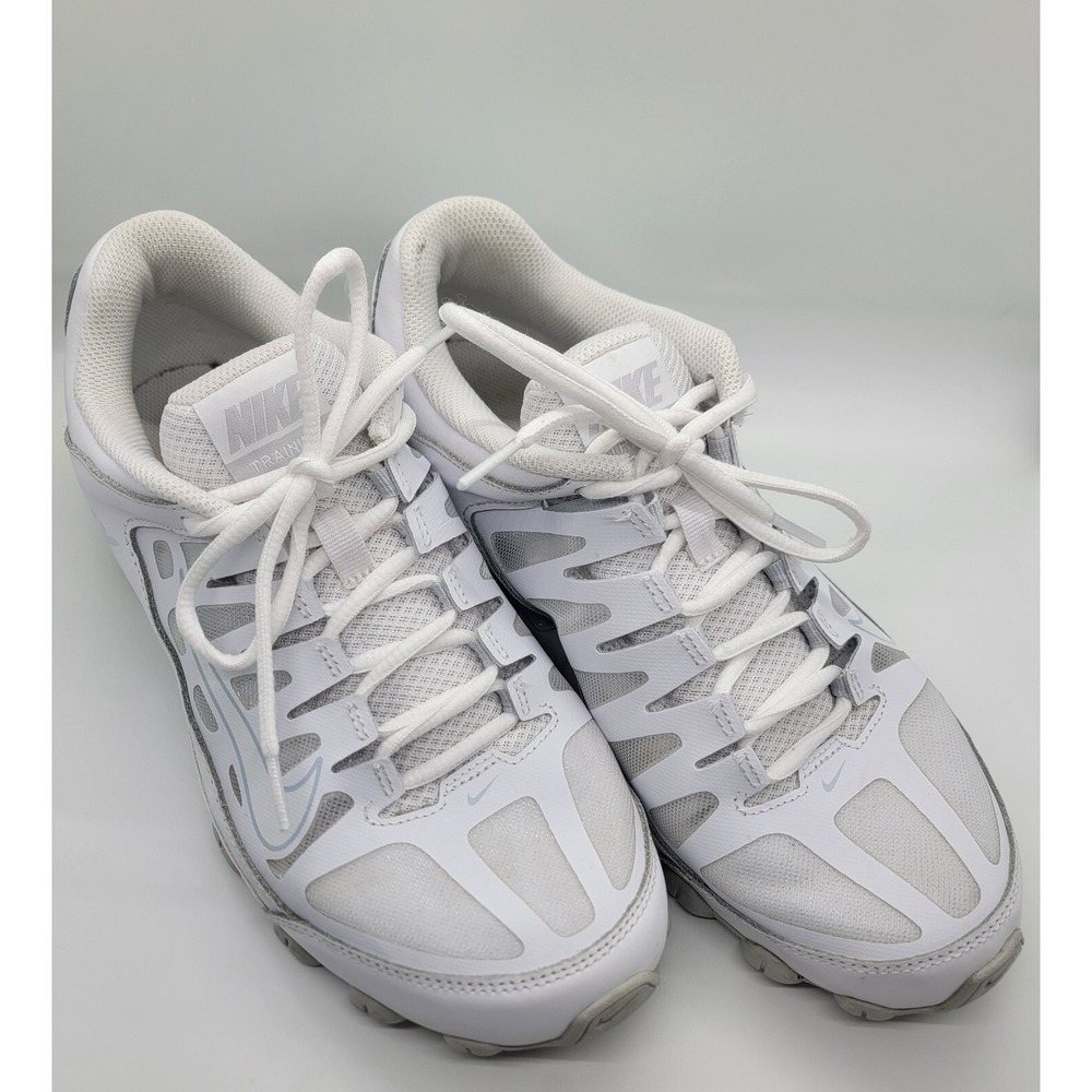 Nike Reax 621716-102 White Sneakers Men's 7.5 / Women's 9.5 Athletic Shoes Sleek